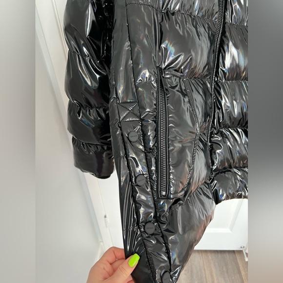 DKNY Gloss Black Puffer Jacket - Picture 9 of 13